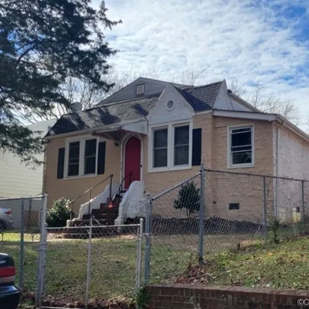 Buy this 3 bed house on 2722 Clifton Avenue in Richmond, VA 23222