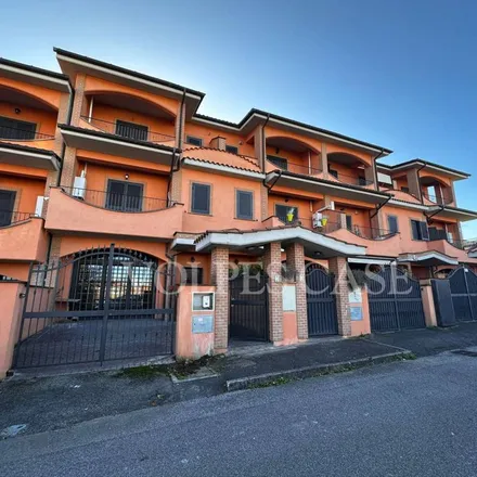Image 3 - Via Vincenzo Gioberti, 00010 Fonte Nuova RM, Italy - Townhouse for rent