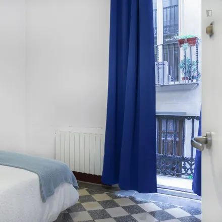Image 2 - Carrer de les Heures, 4, 08002 Barcelona, Spain - Room for rent