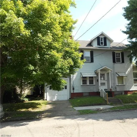 Image 3 - 1203 13th Street Northwest, Canton, OH 44703, USA - House for sale