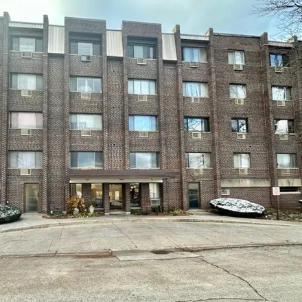 Image 1 - Pueblo Commons Condominiums, 4623 North Chester Avenue, Chicago, IL 60656, USA - Condo for sale