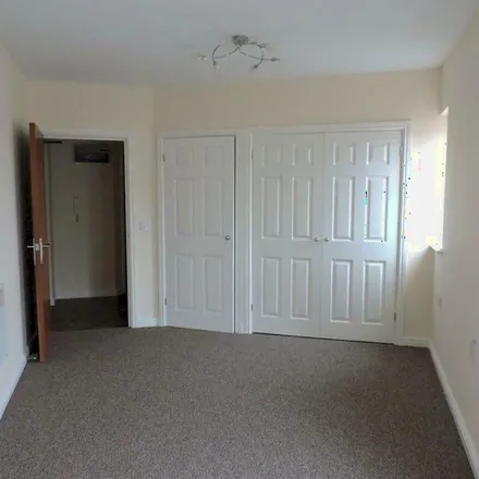 Image 2 - Clayton Drive, Pontarddulais, SA4 8AD, United Kingdom - Apartment for rent