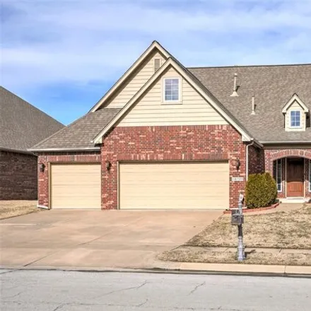 Buy this 5 bed house on 18637 East 42nd Street in Tulsa, OK 74134