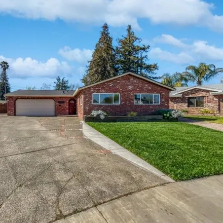 Buy this 3 bed house on 7200 Three Sisters Court in Citrus Heights, CA 95621