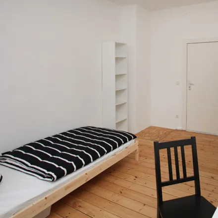 Rent this 3 bed room on Yacht Cafe in Saalestraße 39B, 12055 Berlin