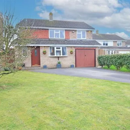 Buy this 4 bed house on Gleneagles Way in Hatfield Peverel, CM3 2RT