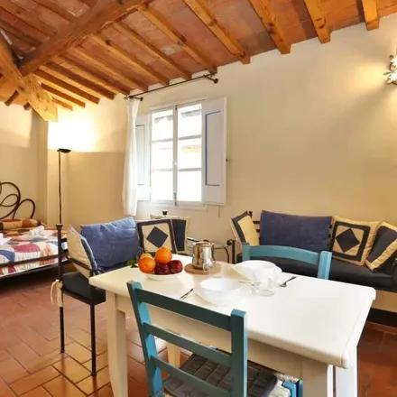 Rent this studio apartment on Torri dei Galigai in Via dei Cerchi, 50122 Florence FI