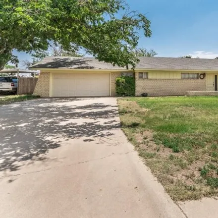 Buy this 3 bed house on 676 North Gaines Avenue in Tulia, TX 79088