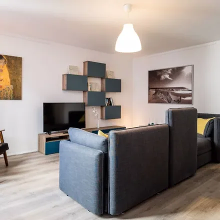 Rent this 3 bed apartment on Neustraße 33 in 40213 Dusseldorf, Germany