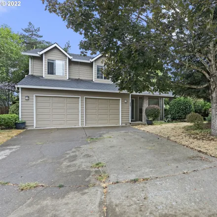 Buy this 3 bed house on 9058 Southwest Westlund Court in Tigard, OR 97224