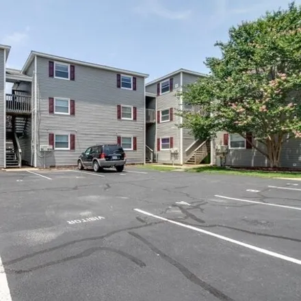 Rent this 2 bed condo on 260 Portview Avenue in Pinewell, Norfolk