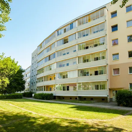 Image 2 - Rasgrader Straße 18, 17034 Neubrandenburg, Germany - Apartment for rent
