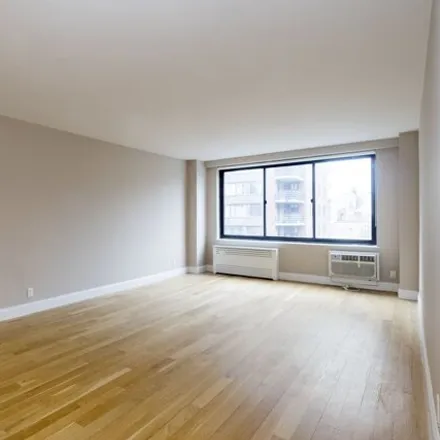 Image 4 - 792 Columbus Avenue, New York, NY 10025, USA - Apartment for rent