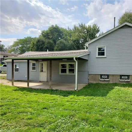 Buy this 3 bed house on 941 Eastwood Avenue in Six Corners, Tallmadge