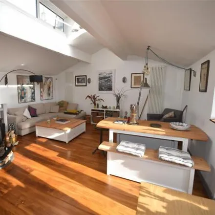 Image 2 - The Coach House, 128 Queens Road, Bristol, BS8 1LQ, United Kingdom - House for sale