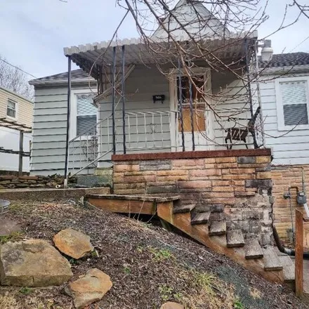 Buy this 3 bed house on 599 McGraw Street in Mullens, WV 25882