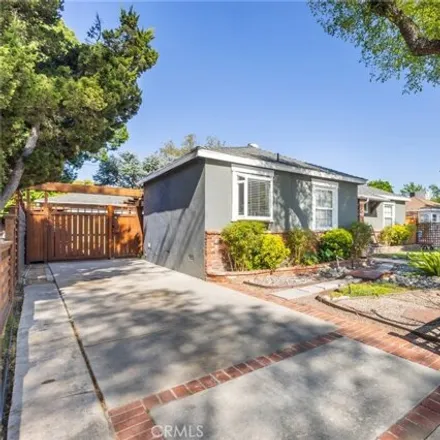Image 3 - 6907 Enfield Avenue, Los Angeles, CA 91335, USA - House for sale