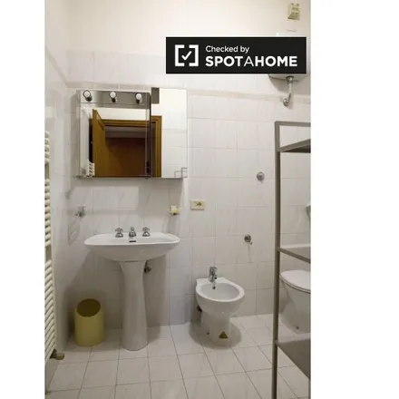 Image 16 - Via Guglielmo Pallavicini, 00128 Rome RM, Italy - Apartment for rent