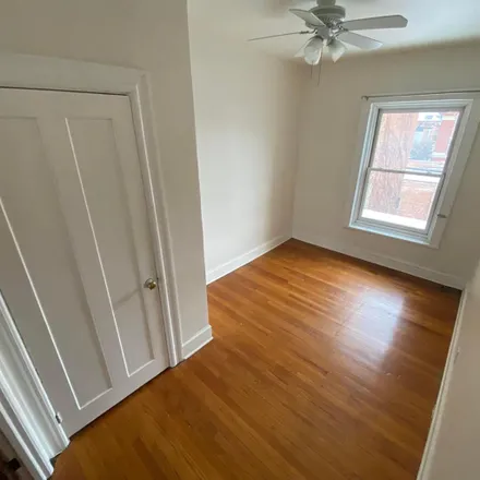 Rent this 1 bed room on 9 Washington Place in Troy, NY 12180