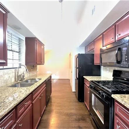Image 3 - 1811 Crested Butte Drive, Austin, TX 78746, USA - Apartment for rent