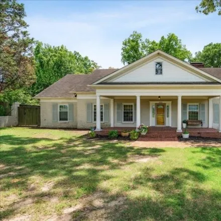 Buy this 5 bed house on 4165 Park Avenue in Memphis, TN 38117