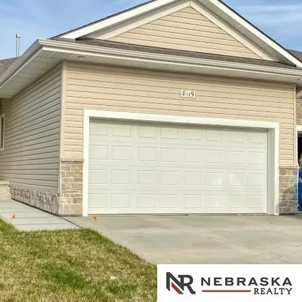 Buy this 3 bed house on Greenleaf Street in Sarpy County, NE 68136