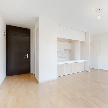 Image 4 - Avenue Henri-Golay 34, 1219 Vernier, Switzerland - Apartment for rent
