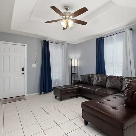 Image 1 - Edinburg, TX - Apartment for rent