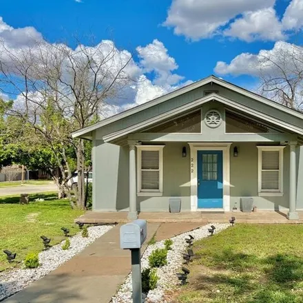 Buy this 3 bed house on 1477 San Antonio Street in San Angelo, TX 76901
