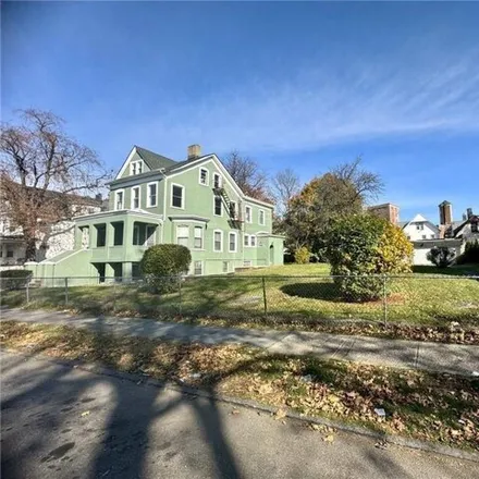 Image 6 - 217 South 10th Avenue, West Mount Vernon, City of Mount Vernon, NY 10550, USA - House for sale