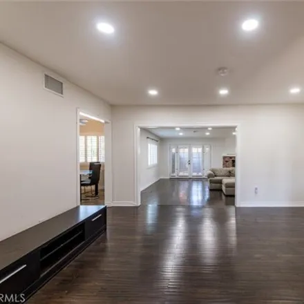 Image 6 - 14383 Germain Street, Los Angeles, CA 91345, USA - House for rent