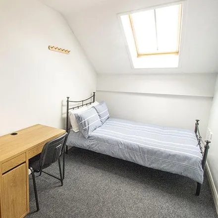 Image 5 - Bright's Laundrette, 150 Mansfield Road, Nottingham, NG1 3HW, United Kingdom - Room for rent
