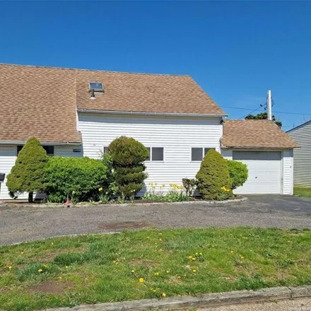 Buy this 4 bed house on 76 Abbey Lane in Levittown, NY 11756