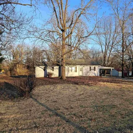 Image 2 - 2 Old Bloomfield Road, Vienna, IL 62995, USA - House for sale
