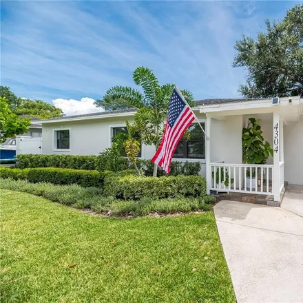 Buy this 3 bed house on 4304 West Knights Avenue in Tampa, FL 33611