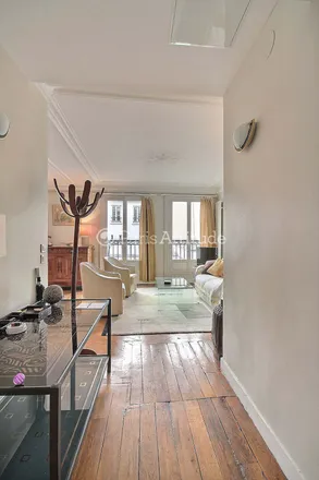 Image 2 - 11 Rue des Halles, 75001 Paris, France - Apartment for rent