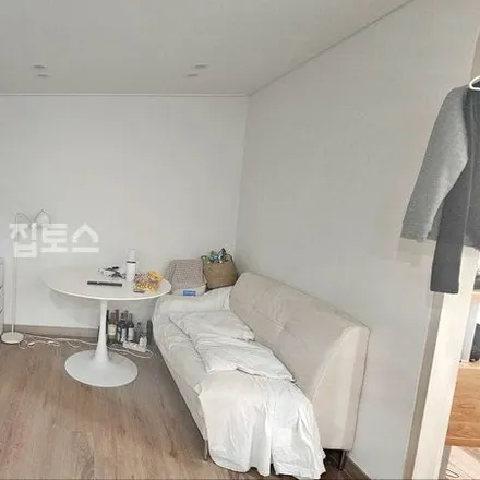 Rent this 1 bed apartment on 서울특별시 서대문구 연희동 446-183