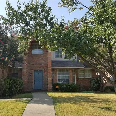 Buy this 3 bed house on 1008 Brenner Court in Arlington, TX 76017