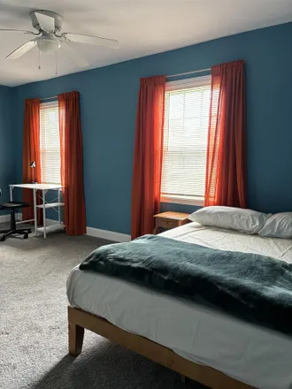 Rent this 1 bed room on 884 Grange Court Southeast in Atlanta, GA 30315