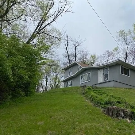 Buy this 4 bed house on 1508 Sleepy Hollow Road in Park Hills, Kenton County