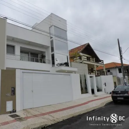 Buy this 5 bed house on unnamed road in Praia dos Amores, Balneário Camboriú - SC