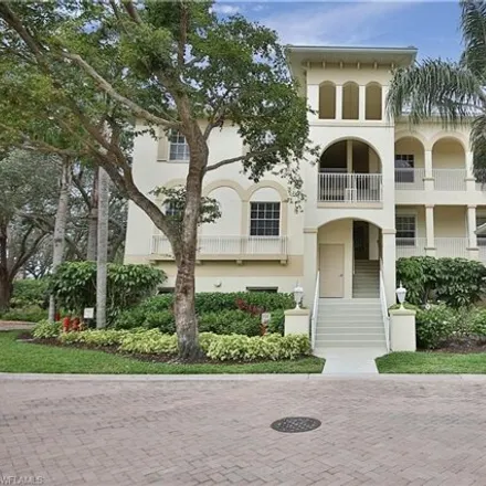Image 1 - 827 Bentwater Circle, Pelican Bay, FL 34108, USA - Condo for rent