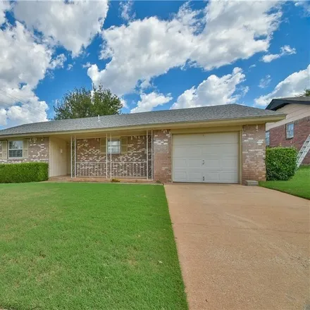 Buy this 4 bed house on 2917 Queenston Avenue in Norman, OK 73071