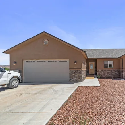 Buy this 3 bed house on 1500 South Escalante Drive in Kanab, UT 84741