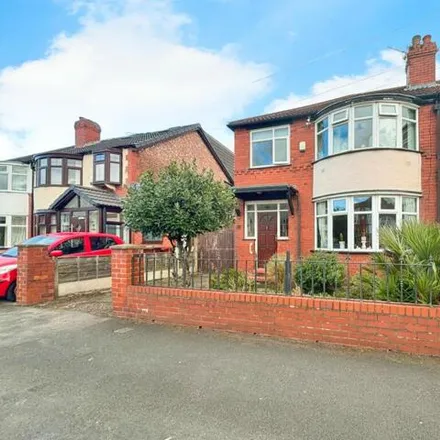 Buy this 3 bed duplex on Bournelea Avenue in Manchester, M19 1AB