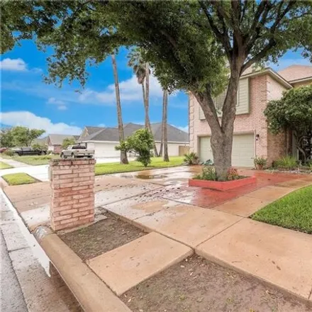 Rent this 2 bed apartment on 4684 West Maple Avenue in Gray East and West Colonia, McAllen