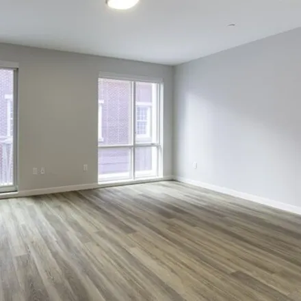 Image 2 - 50 Rogers Street, Cambridge, MA 02142, USA - Apartment for rent