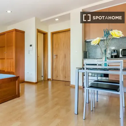 Image 3 - Rua de Santa Helena, 4000-206 Porto, Portugal - Apartment for rent