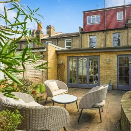 Rent this 5 bed townhouse on 47 Sandrock Road in London, SE13 7TS