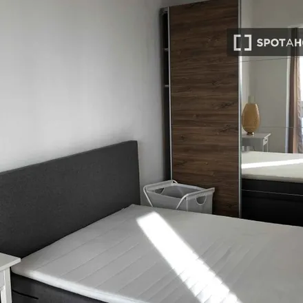 Rent this 5 bed room on Böhmerstraße 10 in 60322 Frankfurt, Germany